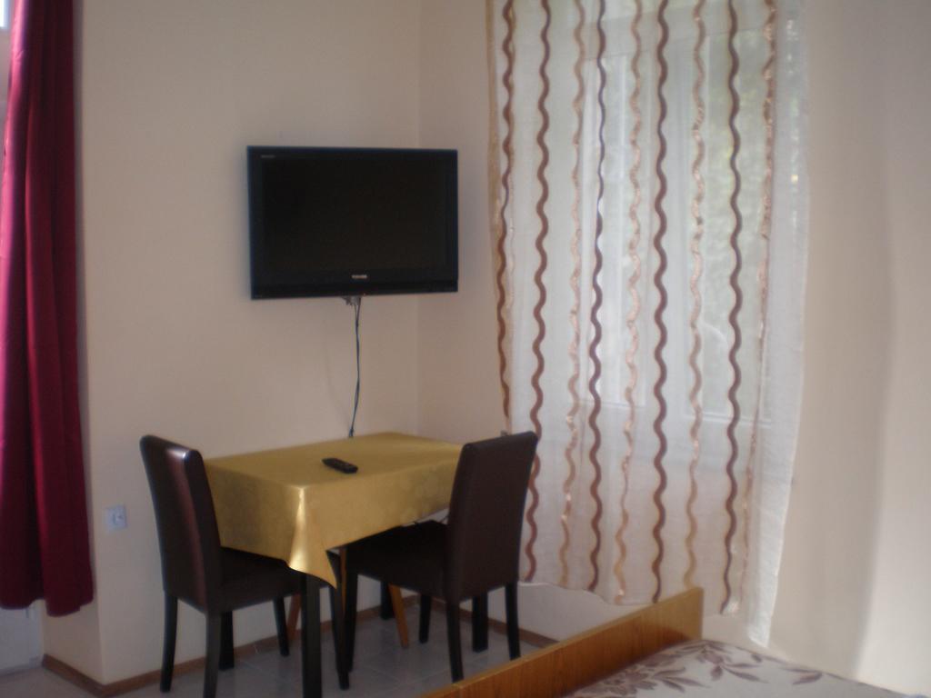 Tivoli Apartment Ičići Eksteriør bilde
